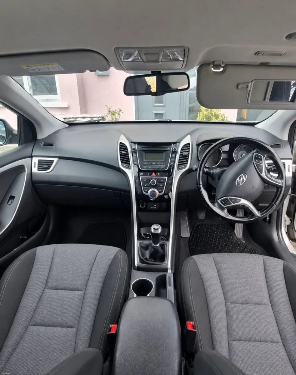 Hyundi i30 diesel 1.6 - Image 6