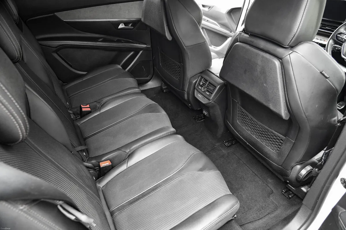 2022 Peugeot 5008 GT 1.5 Diesel Manual - Image 4
