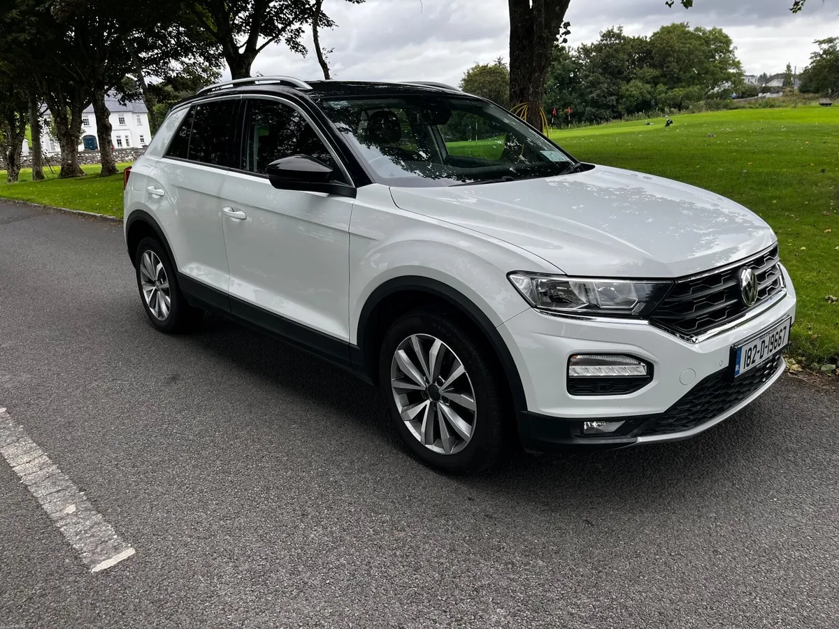 Volkswagen T-Roc 2018 - Image 1