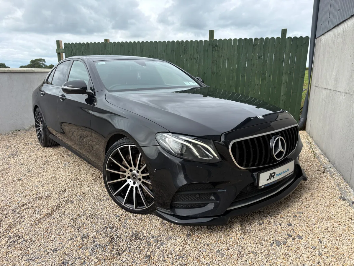 Mercedes-Benz E-Class AMG Line - Image 6