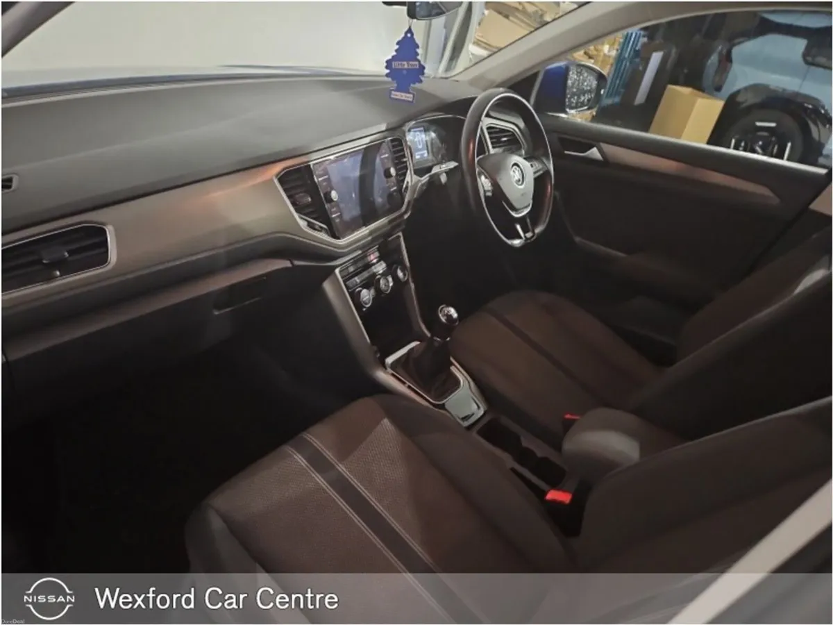 Volkswagen T-Roc 2.0 TDI 115bhp Design - Image 6