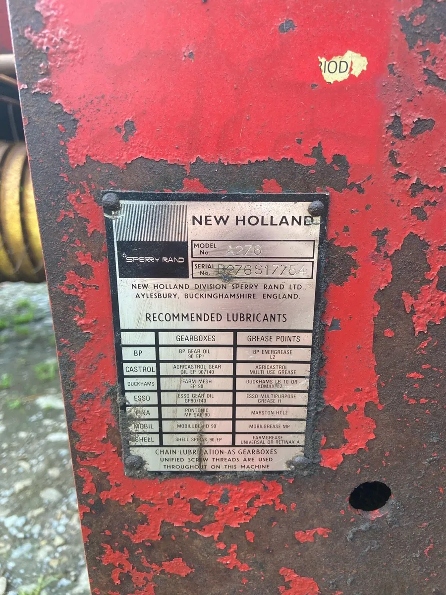 New Holland 276 super hayliner baler - Image 2