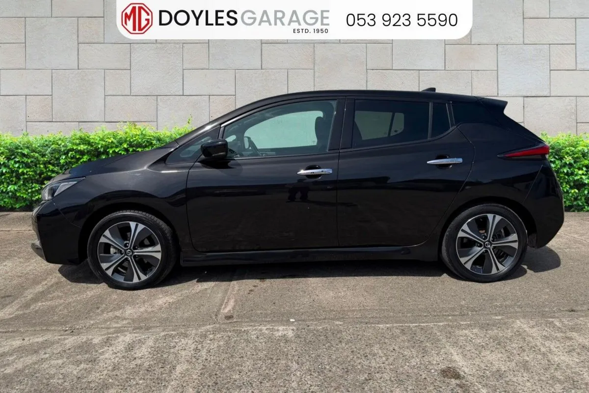 Nissan Leaf Leaf SV Premium 40 kWh - Image 6