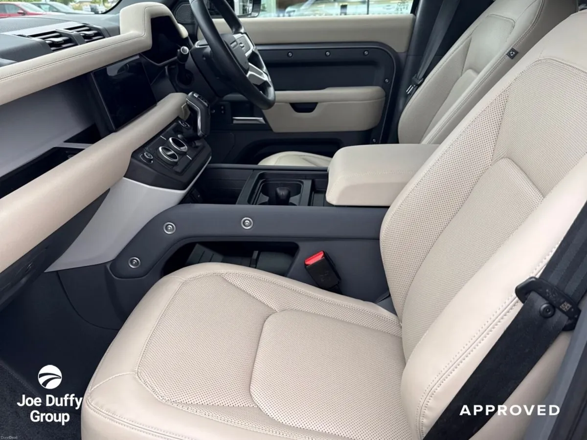 Land Rover Defender 110 2.0 Si4 PHEV S 5 Seater - Image 3
