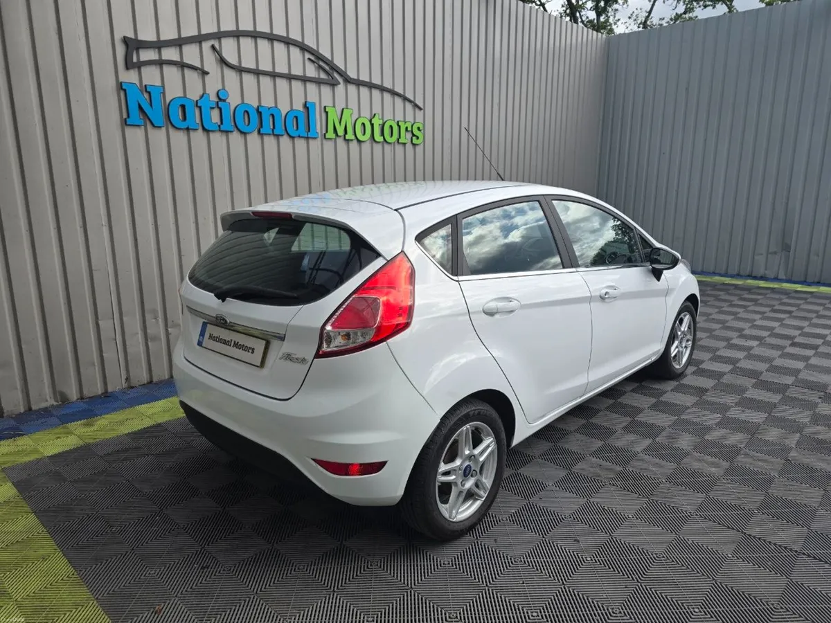 2014 Ford Fiesta ZETEC 1.2 PETROL - Image 3