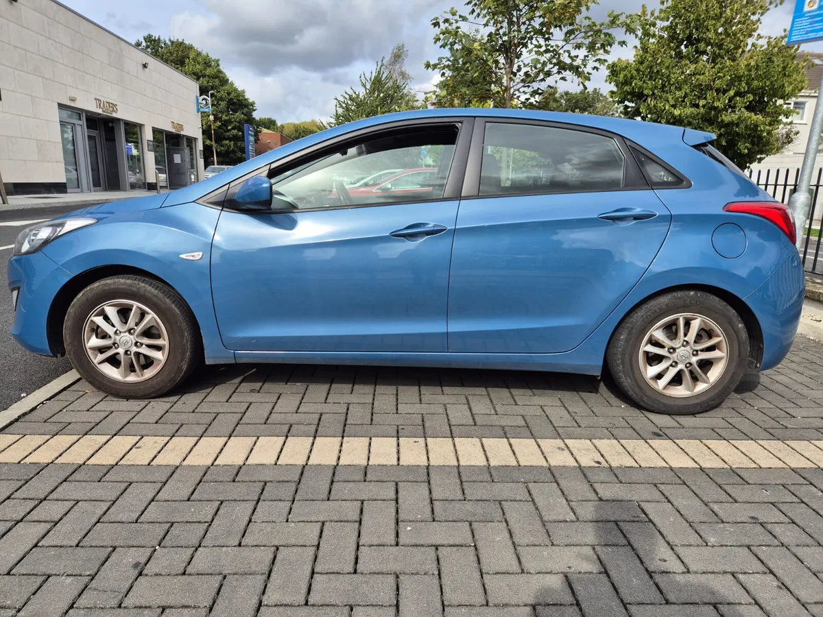 Mint Hyundai i30 2012 1.4 Petrol - Image 5