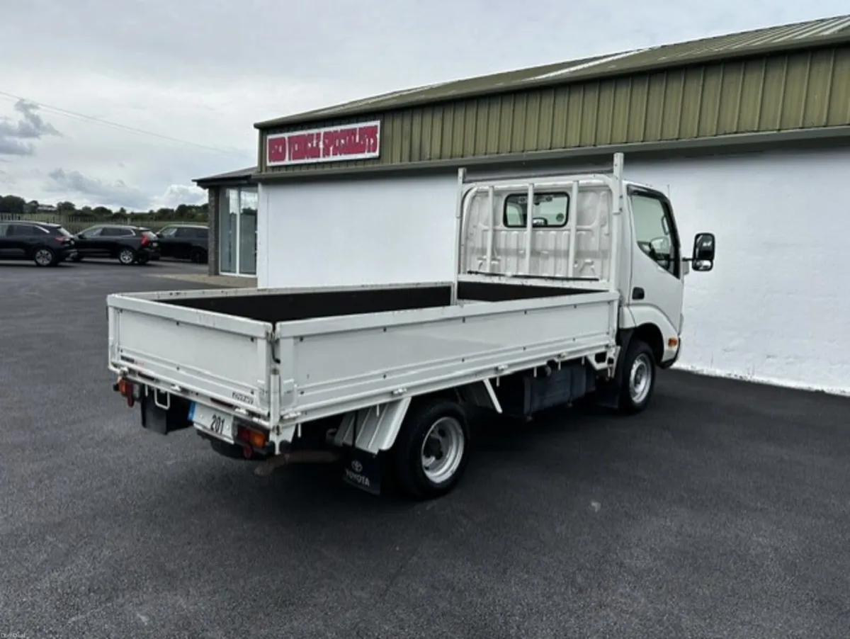 TOYOTA DYNA 3.0 D4D - Image 6