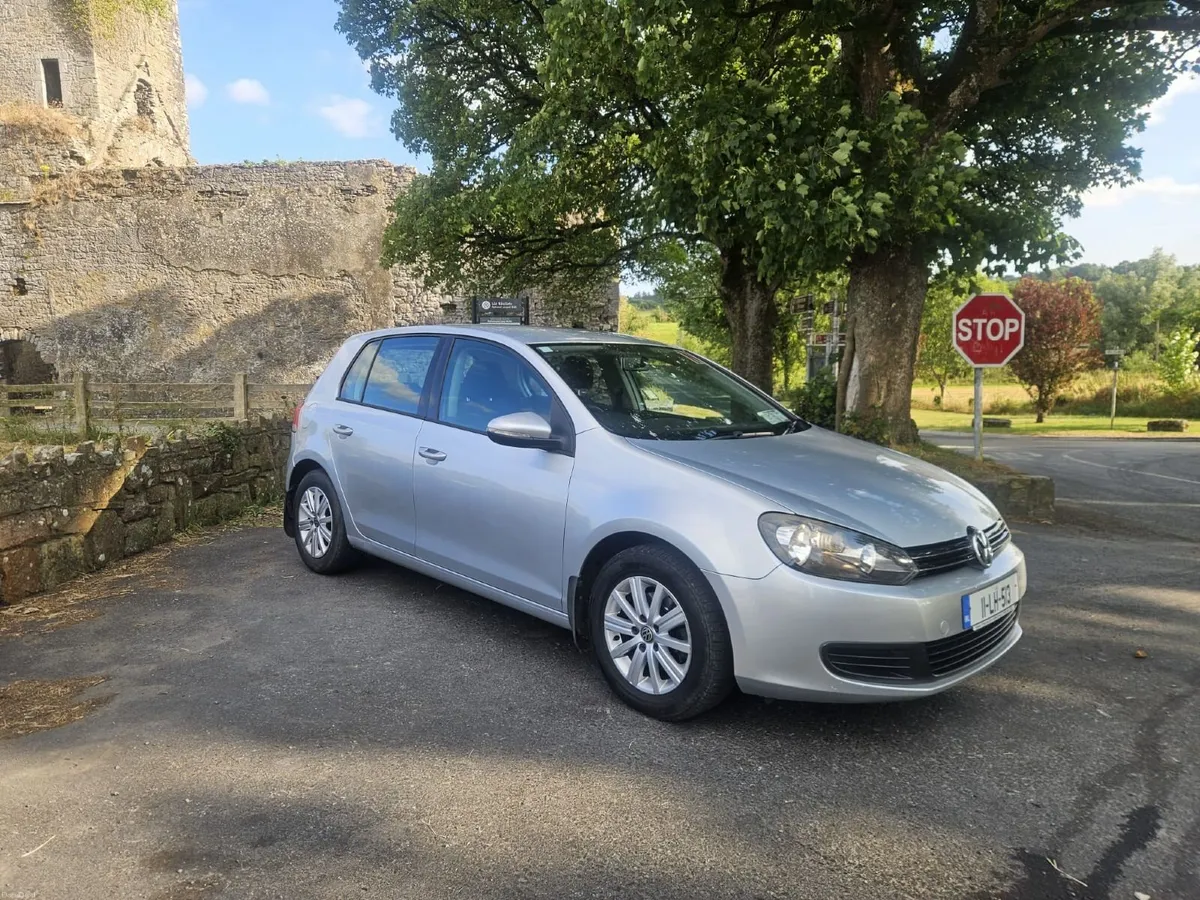 Volkswagen Golf 2011 - Image 1