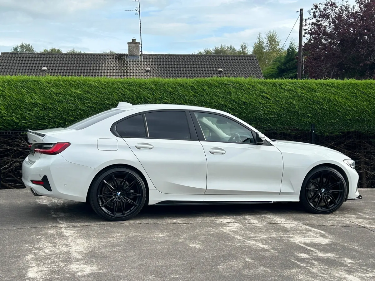 20 Bmw 330e Se pro  1Owner from new - Image 3