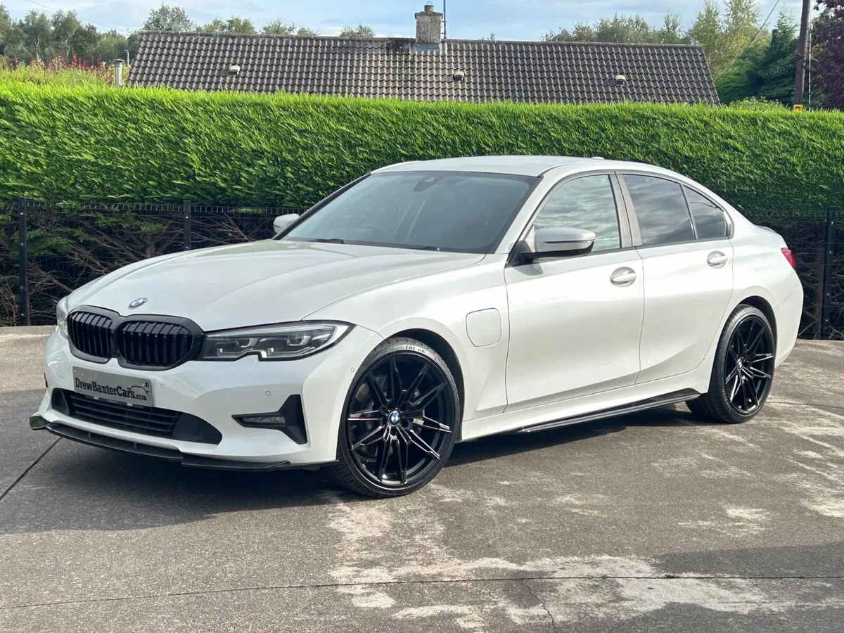 20 Bmw 330e Se pro  1Owner from new - Image 6