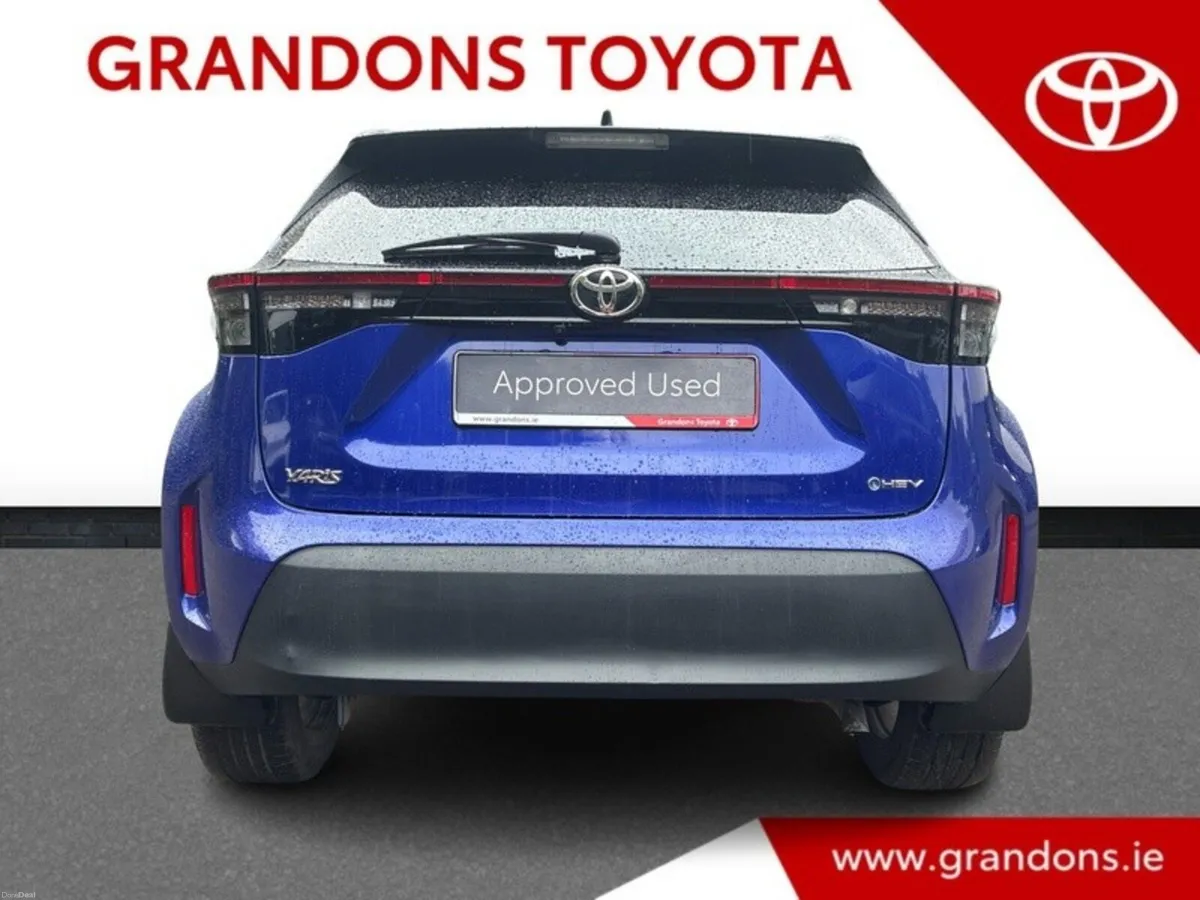 Toyota Yaris Cross LUNA SPORT BI TONE - GRANDONS - Image 4