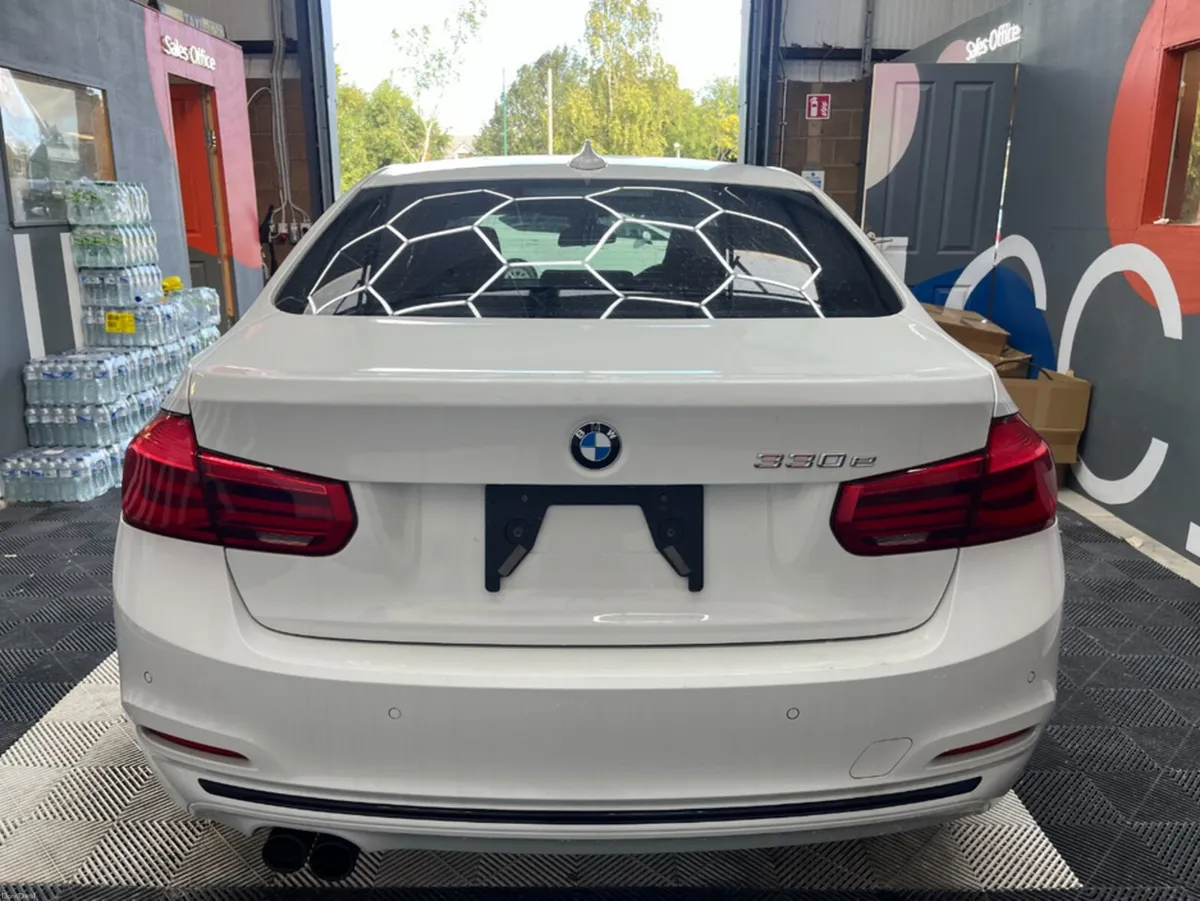 BMW 3-Series 2017 BMW 330E SPORT IPERFORMANCE 4D A - Image 4