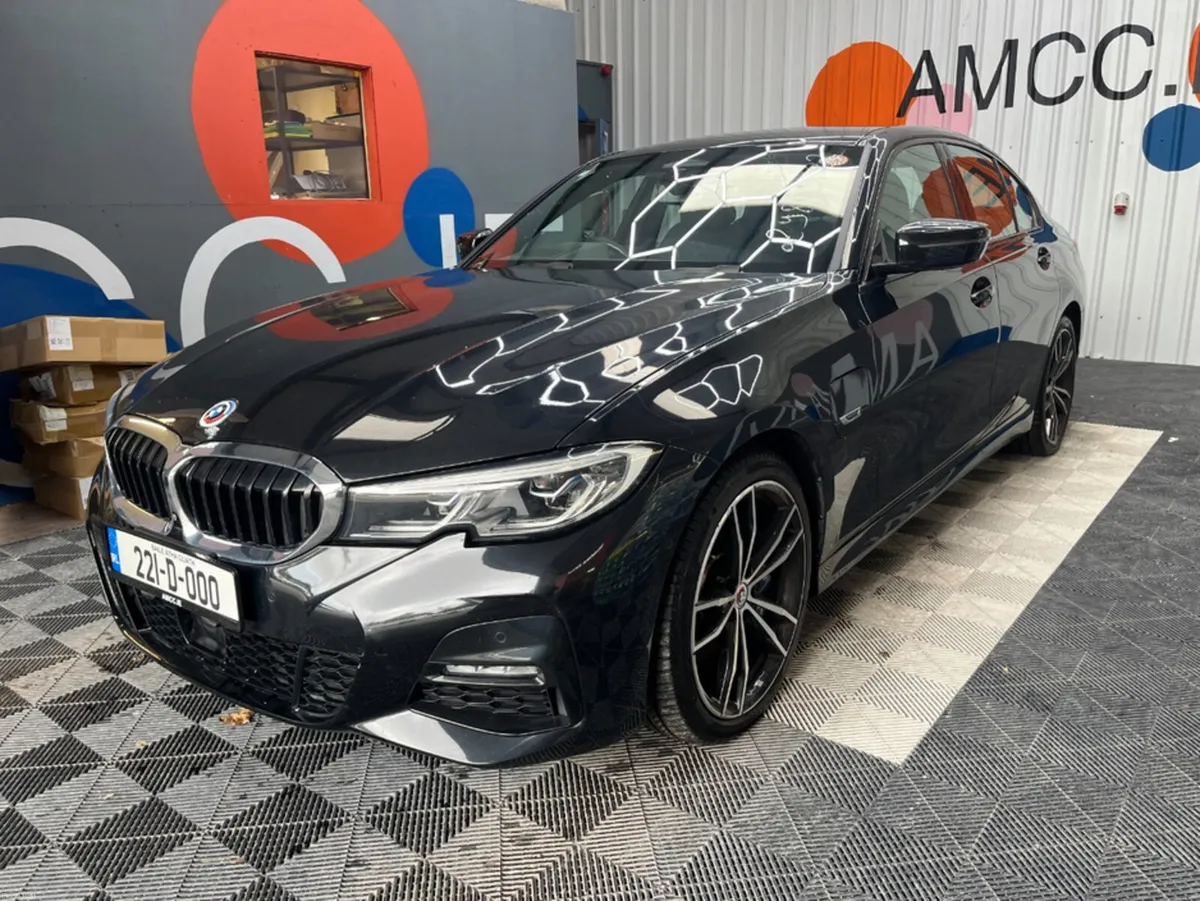 BMW 3-Series 2022 BMW 330E M-SPORT 2.0 AUTOMATIC / - Image 6