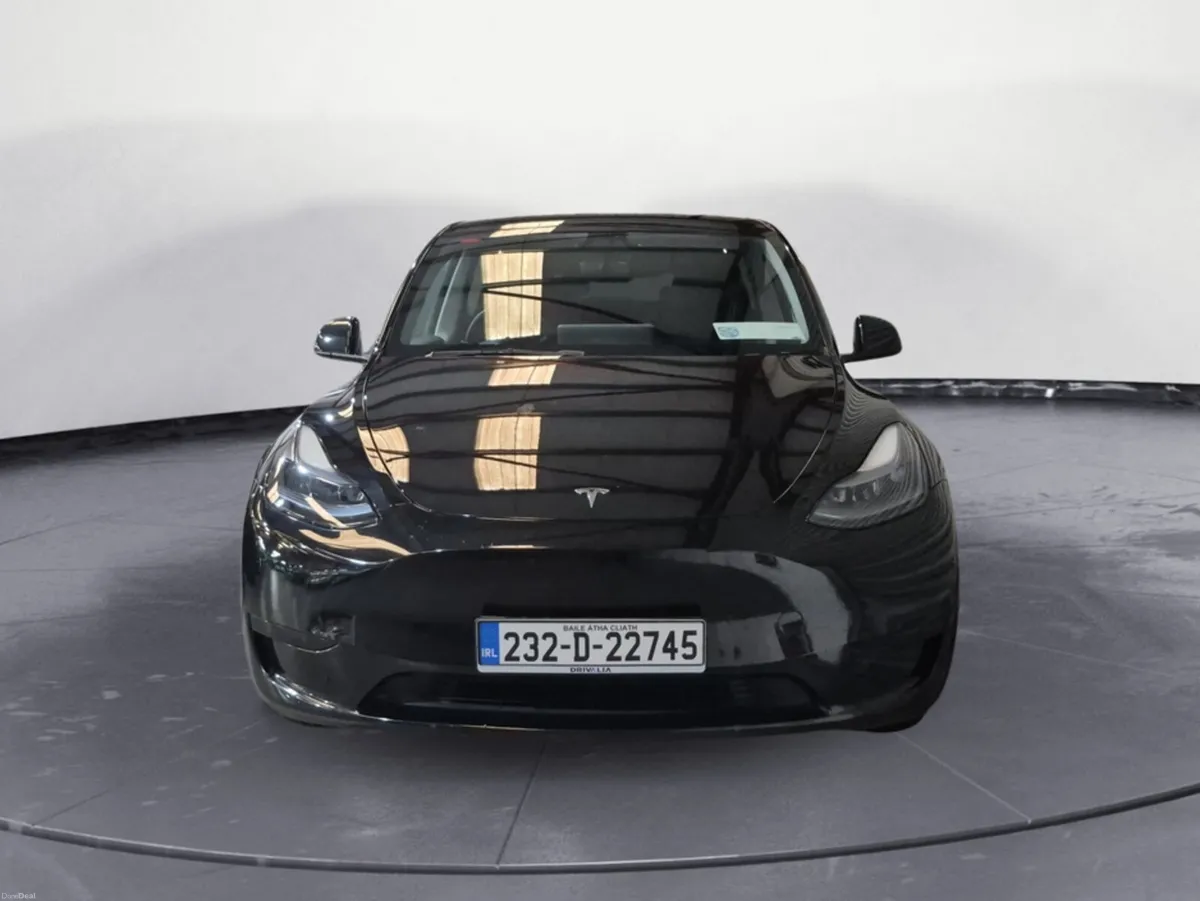 Tesla Model Y RWD - Image 2