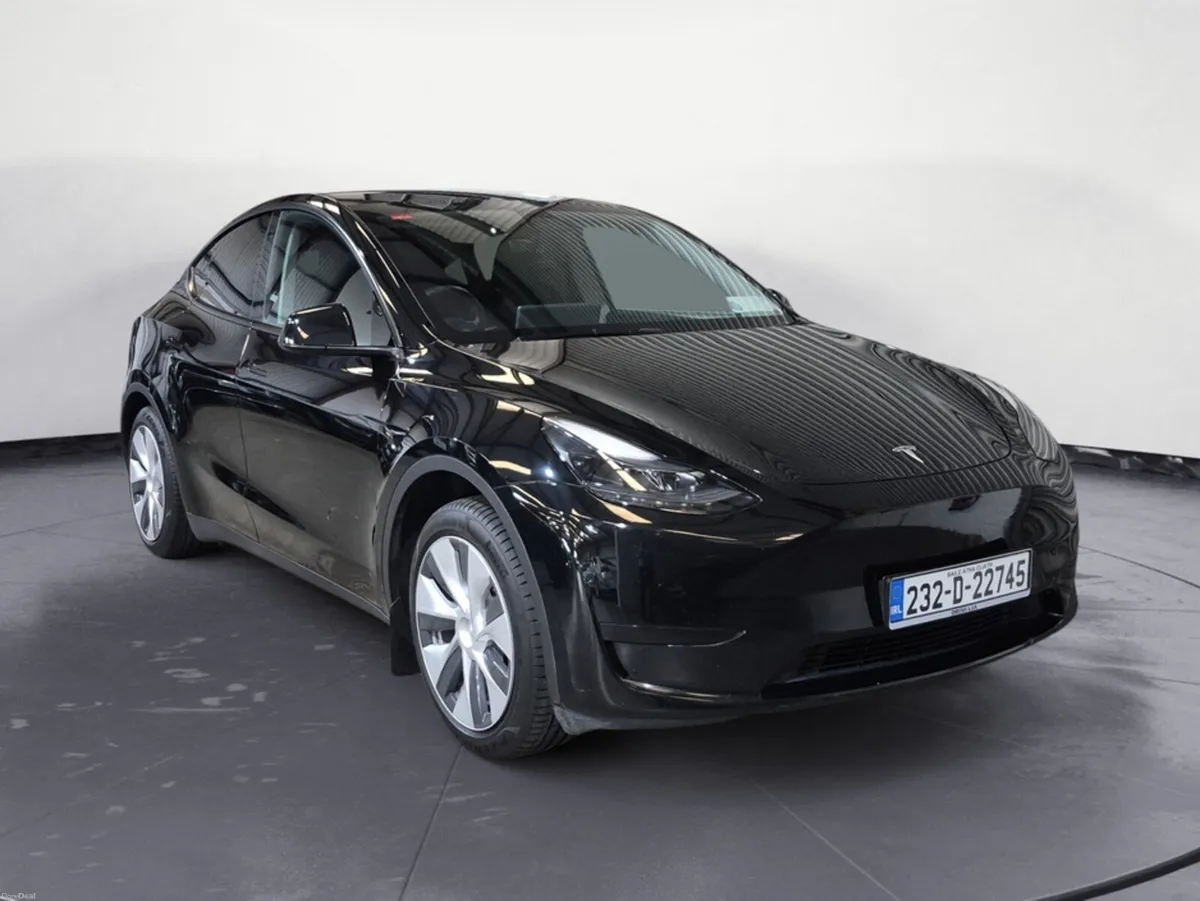 Tesla Model Y RWD - Image 3