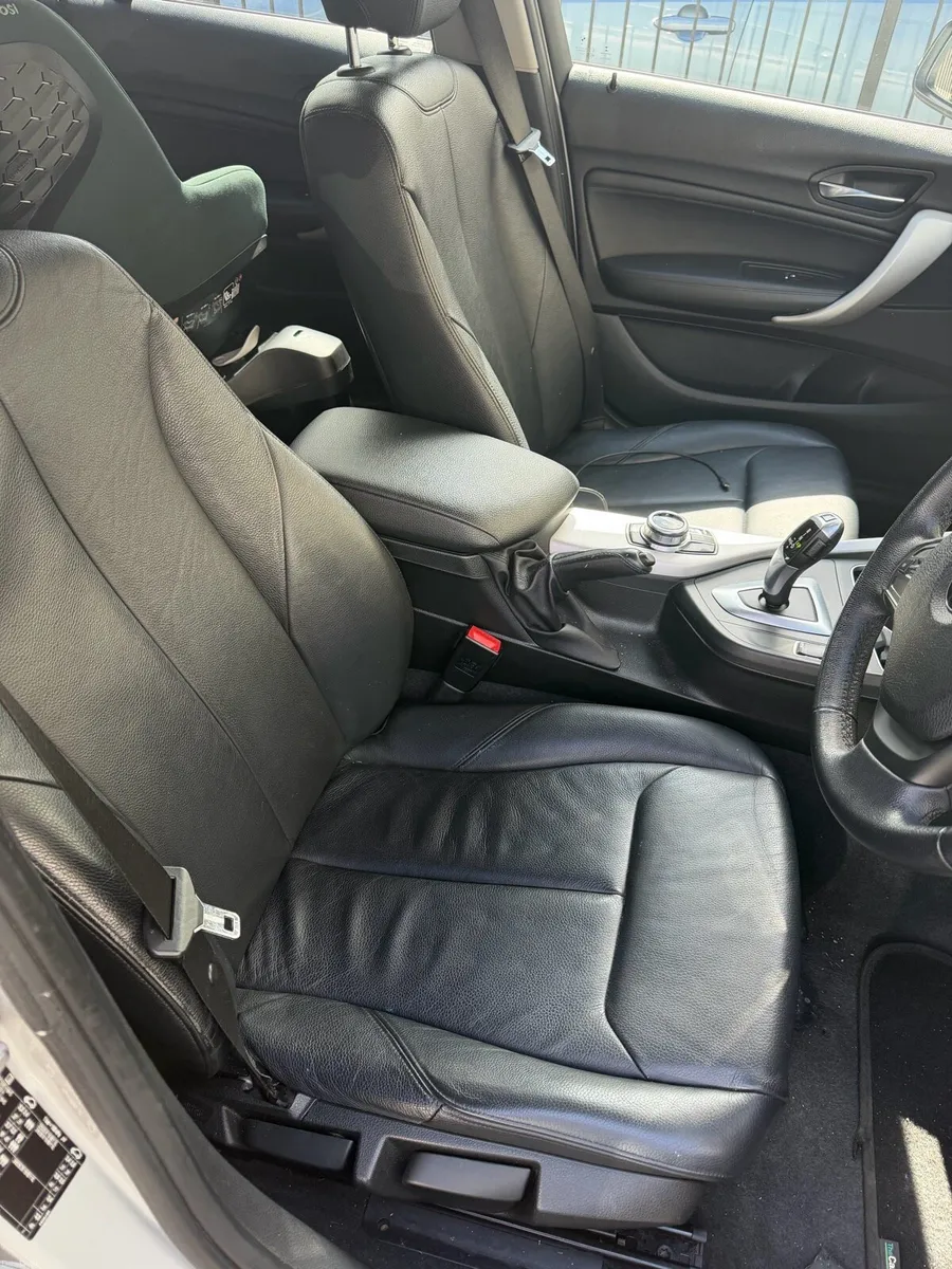 2018 BMW 1 series - Image 5