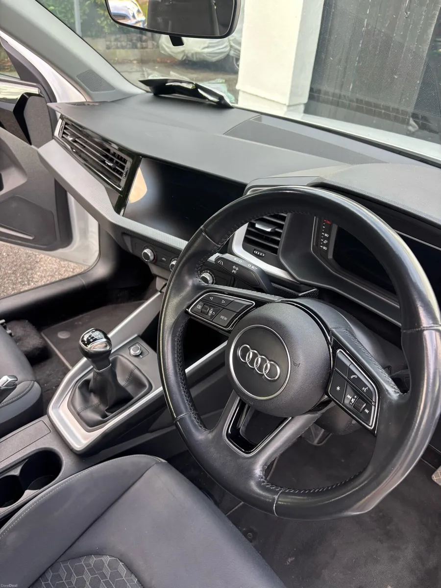 2019 Audi A1 30 TFSI S Line - Image 6