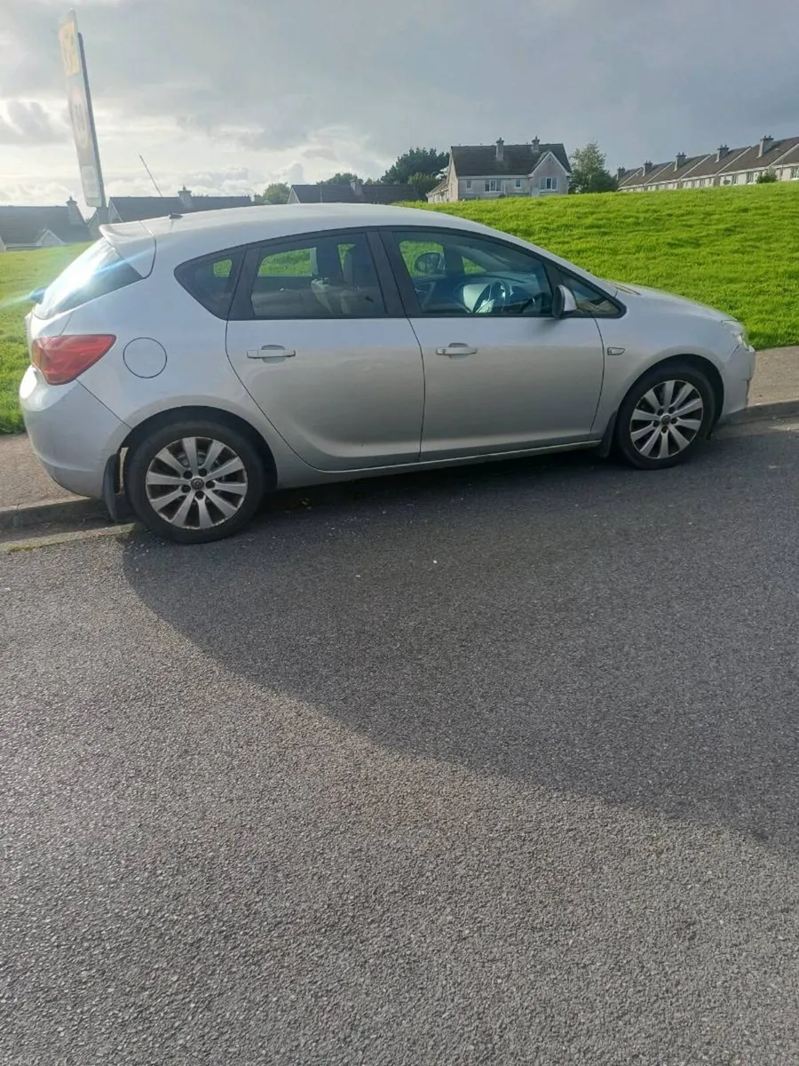 1.7 diesel astra. Only 3 owners from new.last owne - Image 3