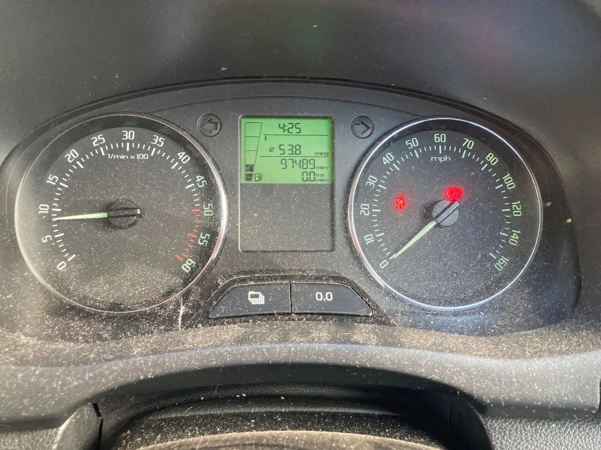2015 Skoda Fabia 1.2 Diesel Only 97000 Miles - Image 5
