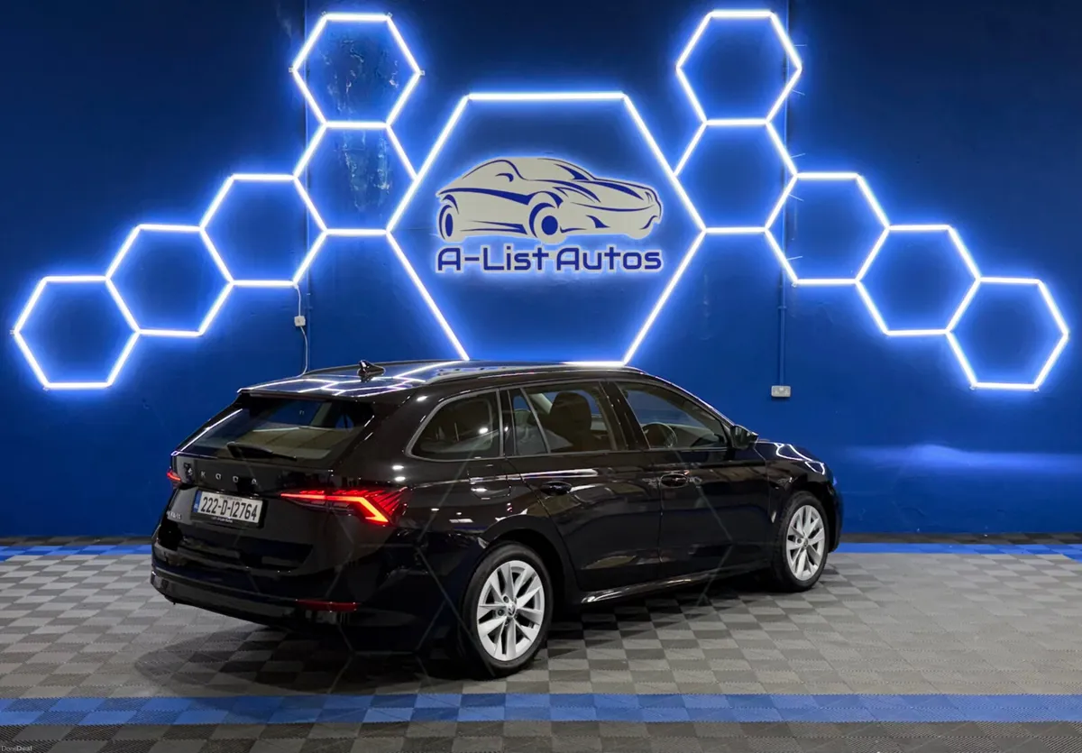 Skoda Octavia 2.0TDInCombin/ FINANCE AVAILABLE - Image 3