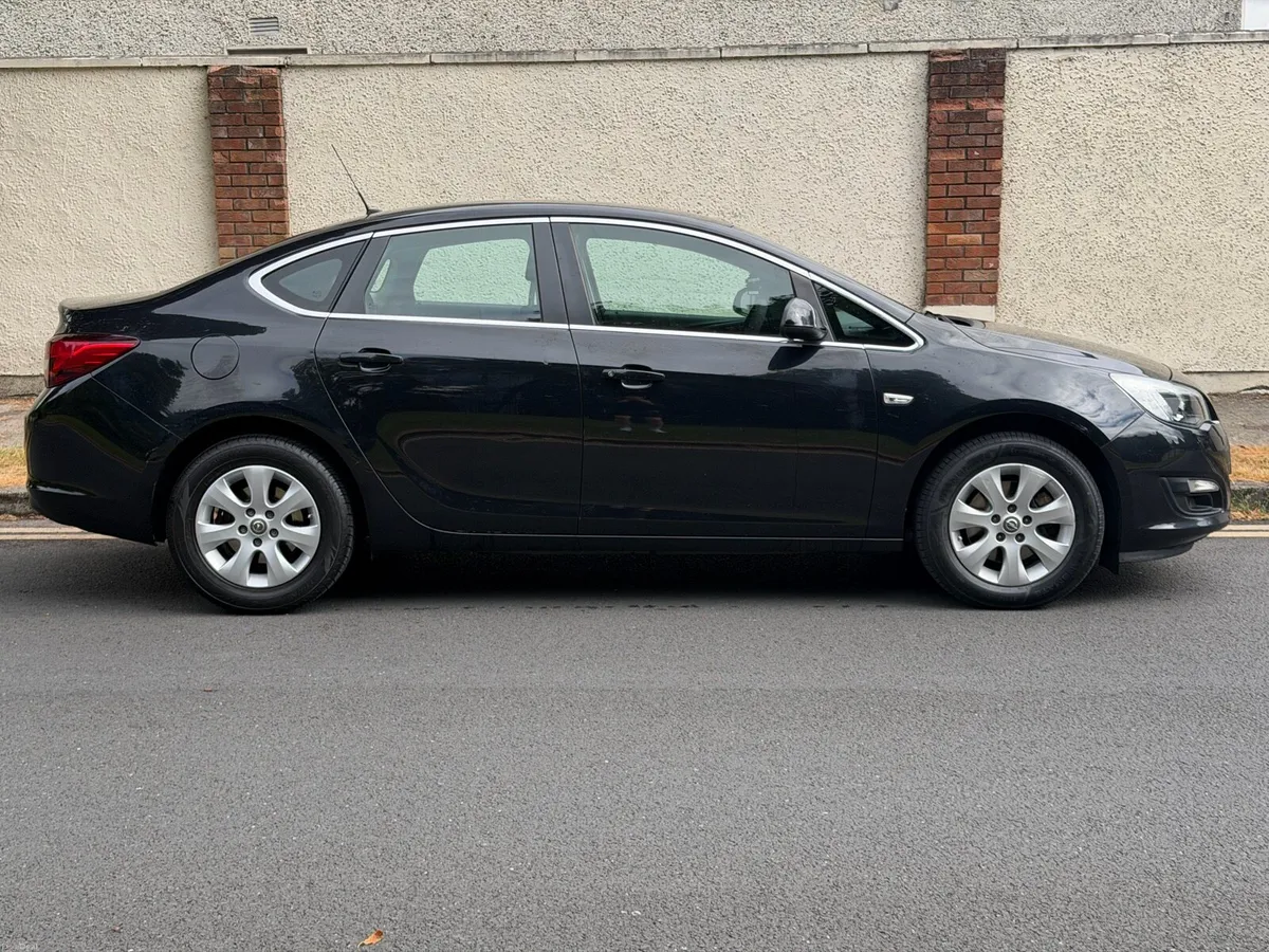 162 Opel Astra SC Diesel-NEW NCT 07/28 - Image 3