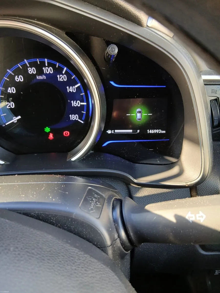 Honda Fit 2015 - Image 3