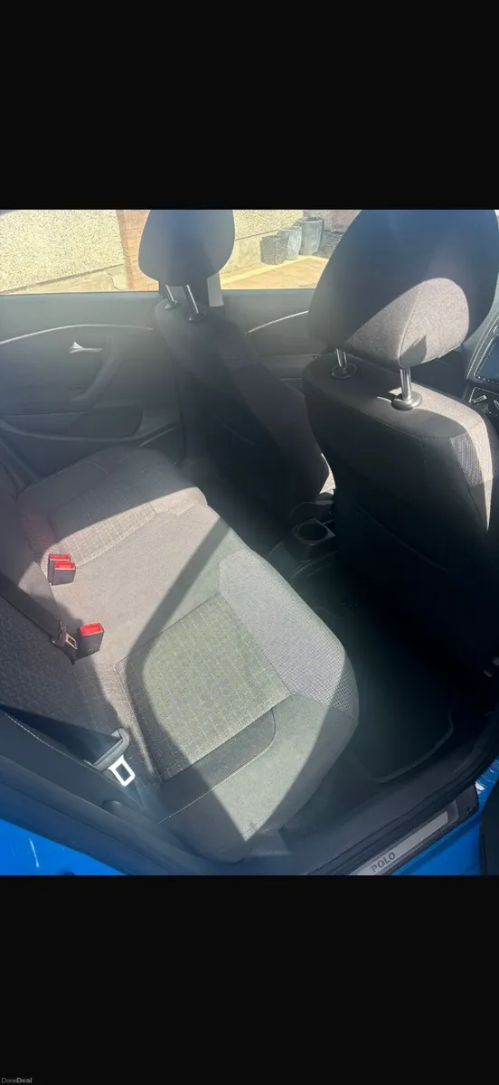 Volkswagen Polo 2015 - Image 5