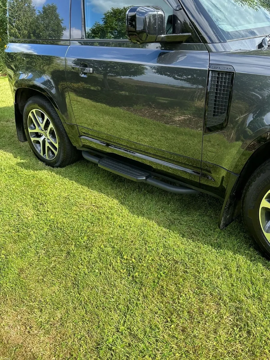 Land Rover Defender 2025 - Image 5