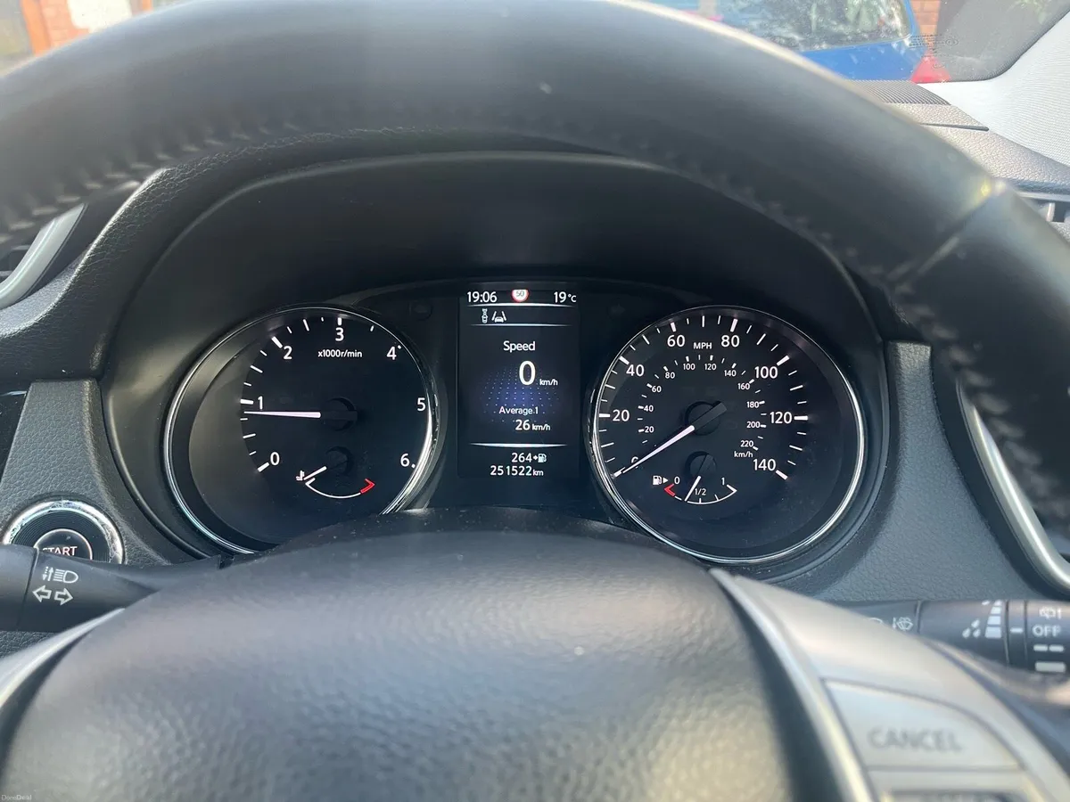 2016 Nissan Qashqai dci - Image 4