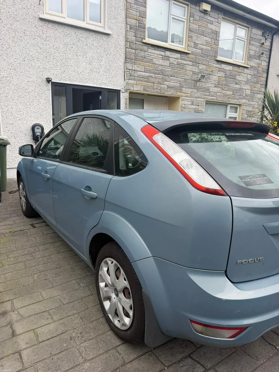 08 Ford Focus - Image 3