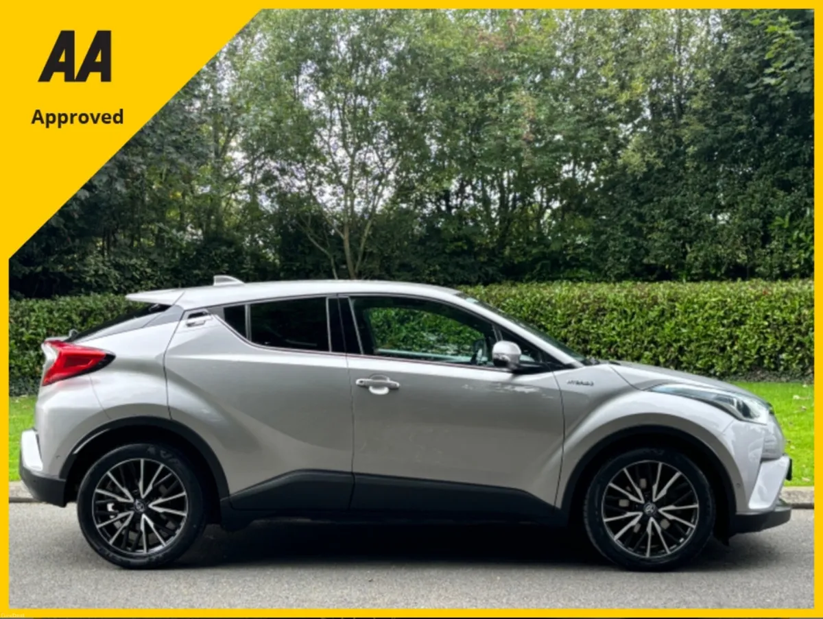 Toyota C-HR 1.8 HYBRID SOL 2017 *IRISH CAR* - Image 5