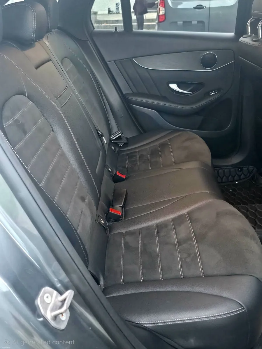 Mercedes-Benz GLC 2021 - Image 2