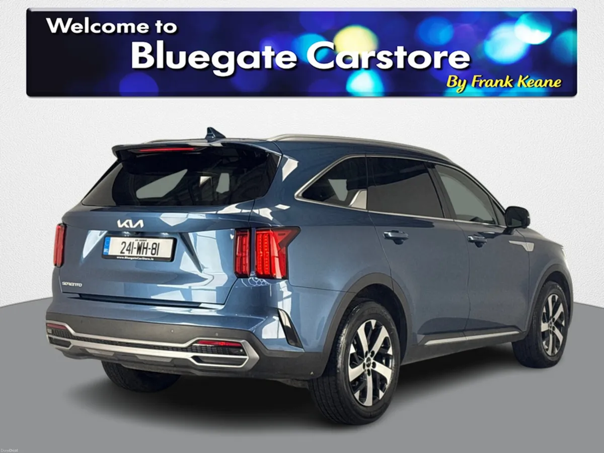 Kia Sorento K4 MY23 5DR AUTO **BLACK AND GREY HALF - Image 4