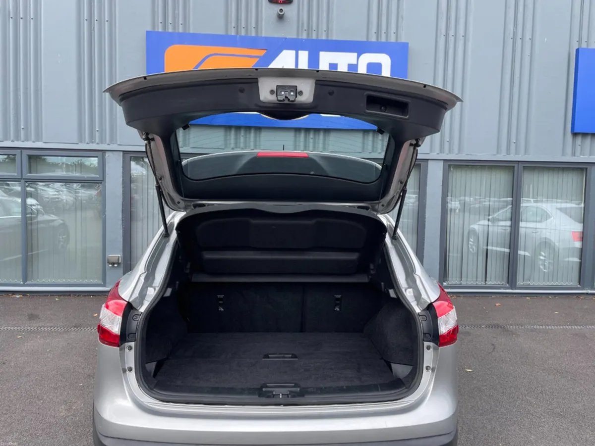 Nissan Qashqai 1.5 DCI ACENTA SMART V VISION 110PS - Image 5