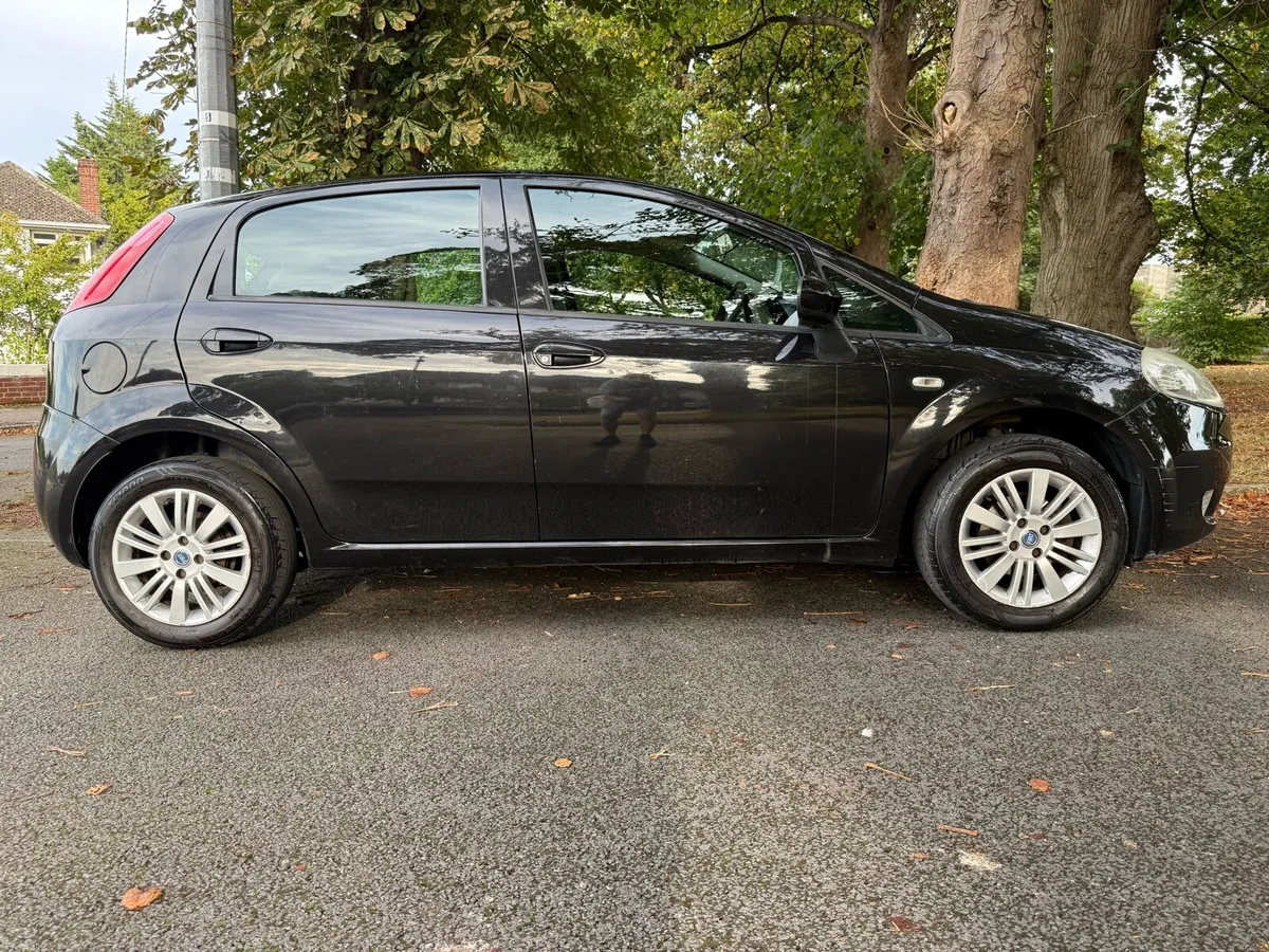 2011 Fiat Punto NCT 07/27 - Image 6
