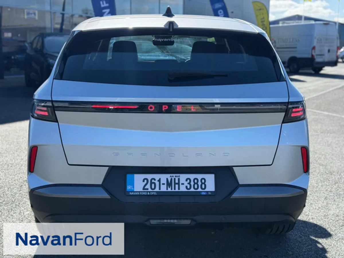 Opel Grandland Elegance 1.2T Hybrid 136Ps * EX DEM - Image 3