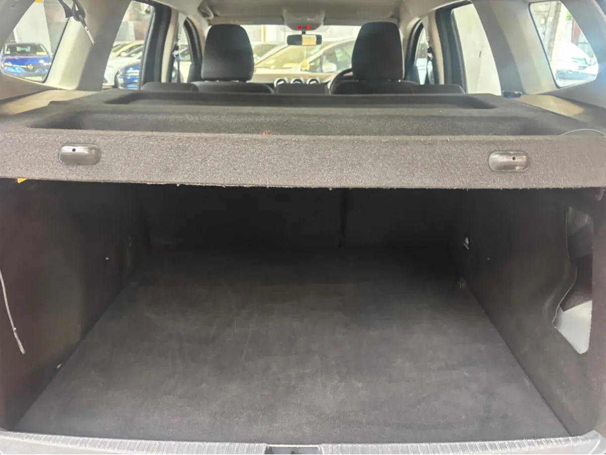 Dacia Duster EXPRESSION BLUE DCI 115  NB Finance A - Image 4