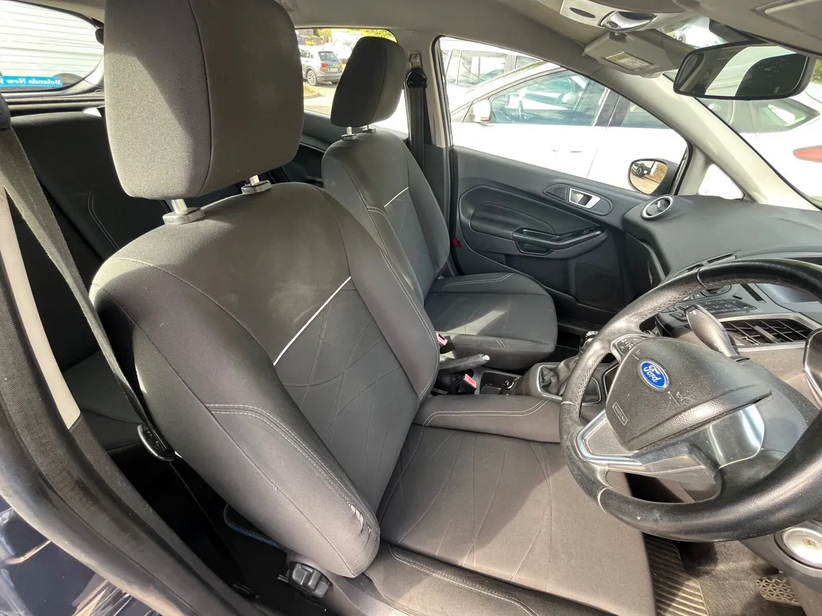 Ford Fiesta 2015 for Sale - Image 6