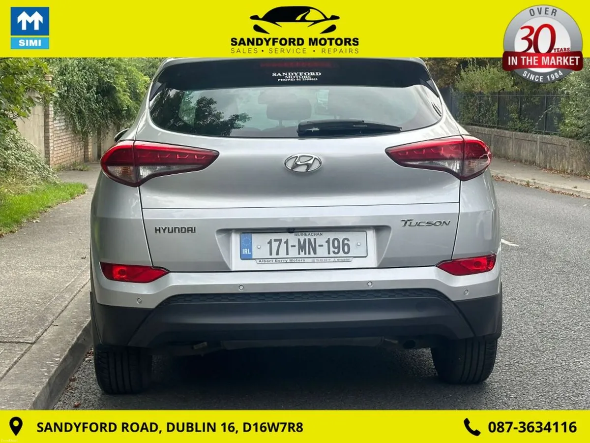Hyundai Tucson Executive 5DR - Image 2
