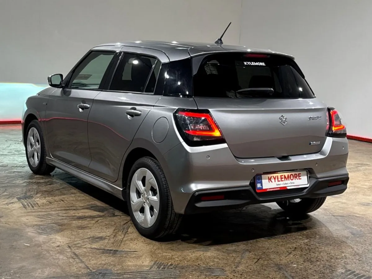 Suzuki Swift 1.2 HYBRID AUTOMATIC - NEW MODEL - Image 3