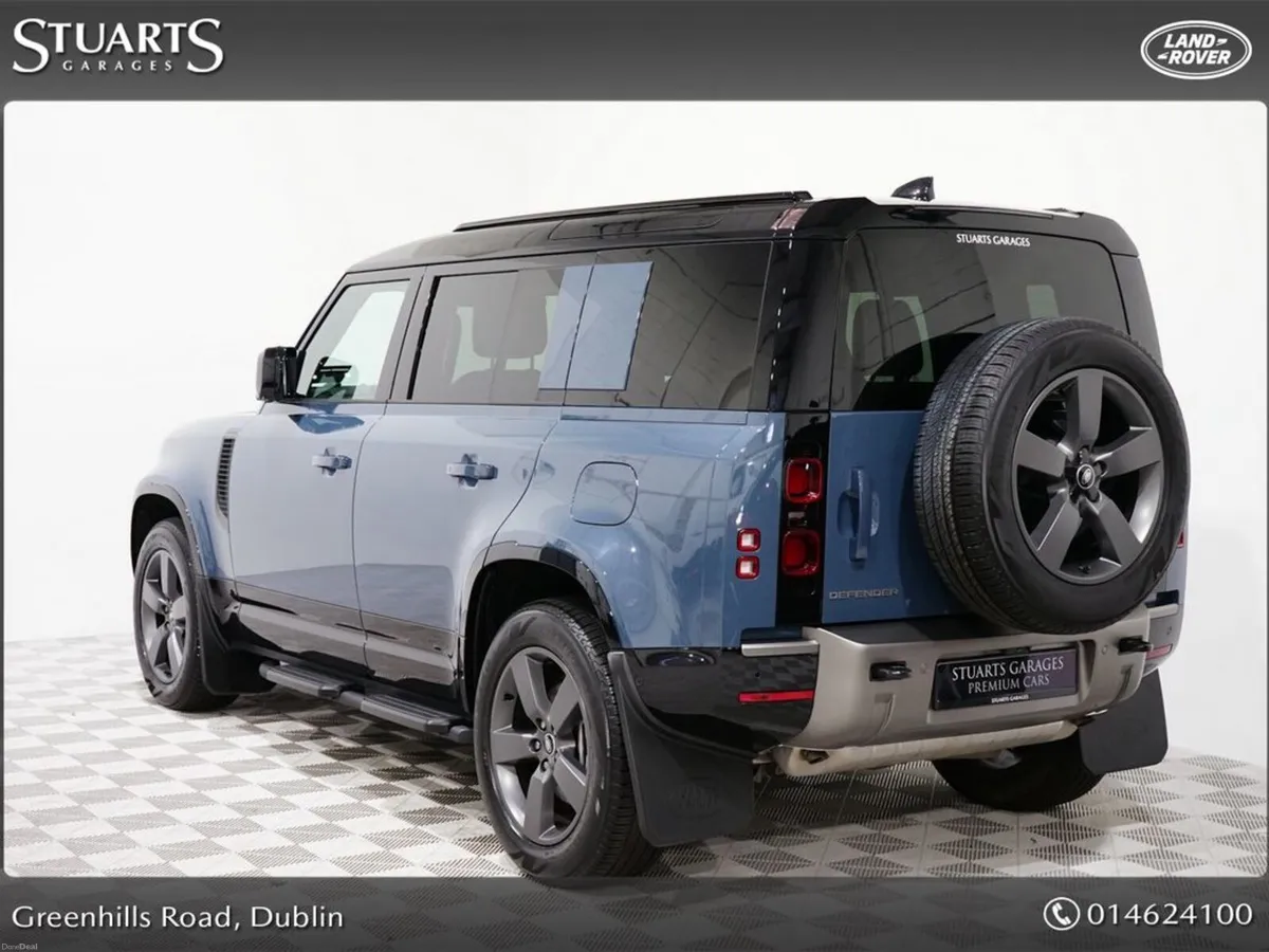 Land Rover Defender X-DYNAMIC HSE DEFENDER 110 PHE - Image 2
