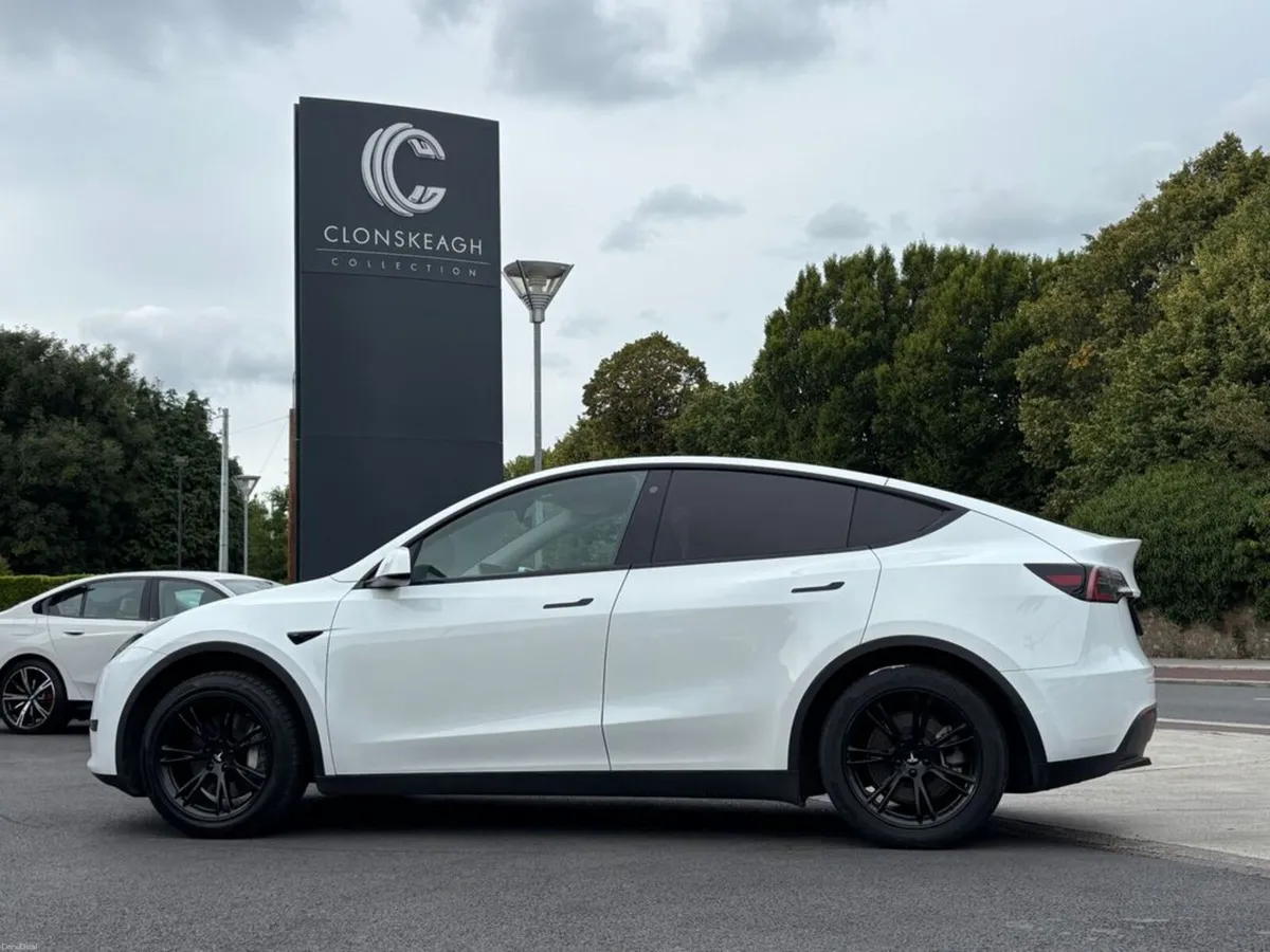 Tesla Model Y RWD - Image 4