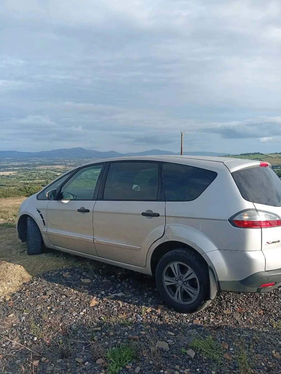 Car - Image 1