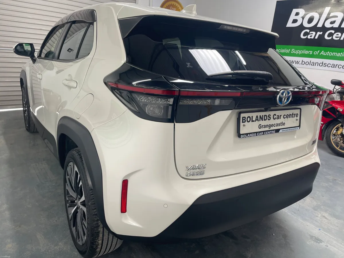 2021 Toyota Yaris Cross Hybrid 1.5 Automatic 5dr - Image 5