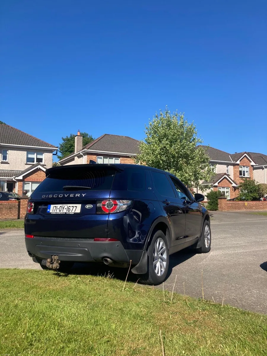 Land Rover Discovery Sport 2017 - Image 3
