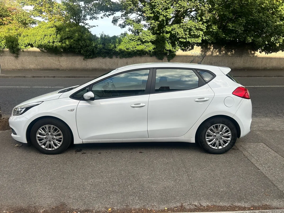 Kia Ceed 142 - Image 6