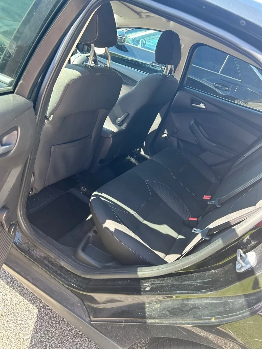 Ford Focus 2015 - Image 6