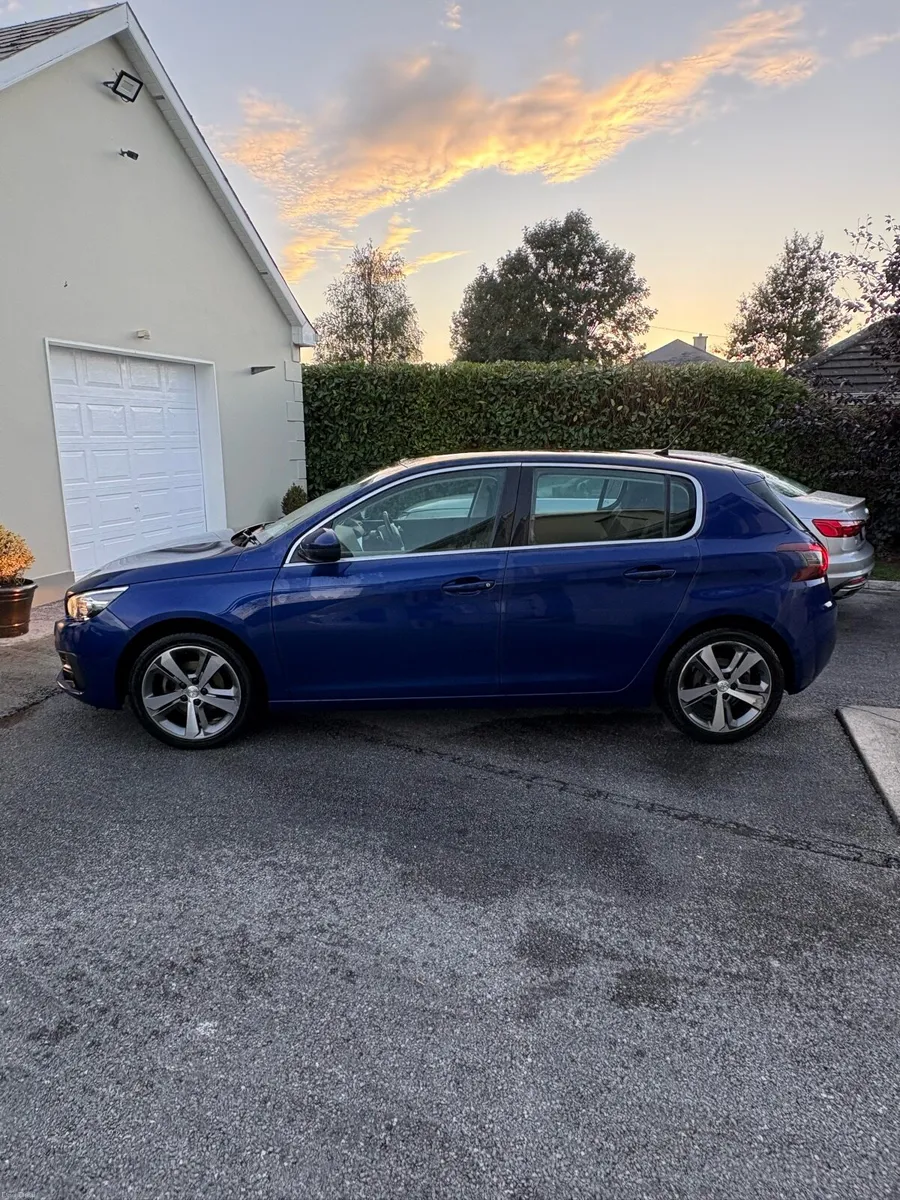 Peugeot 308 1.5 BlueHDI Automatic - Image 5
