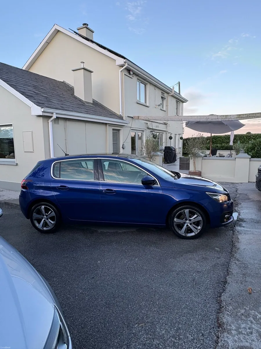 Peugeot 308 1.5 BlueHDI Automatic - Image 3