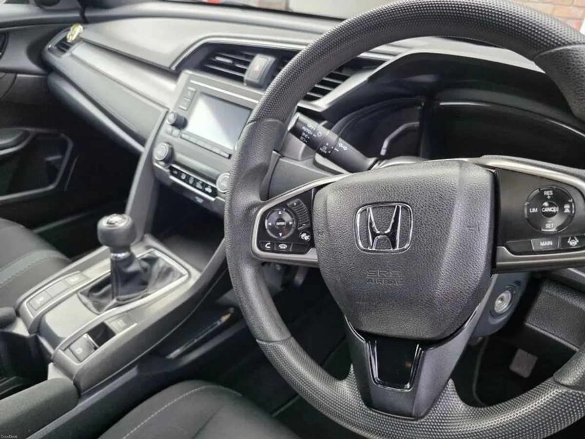 2017 Honda Civic Smart 1.0L VTEC Turbo – 1y NCT - Image 2
